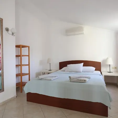 Sunset Beach Club Coral 5 * 페티예